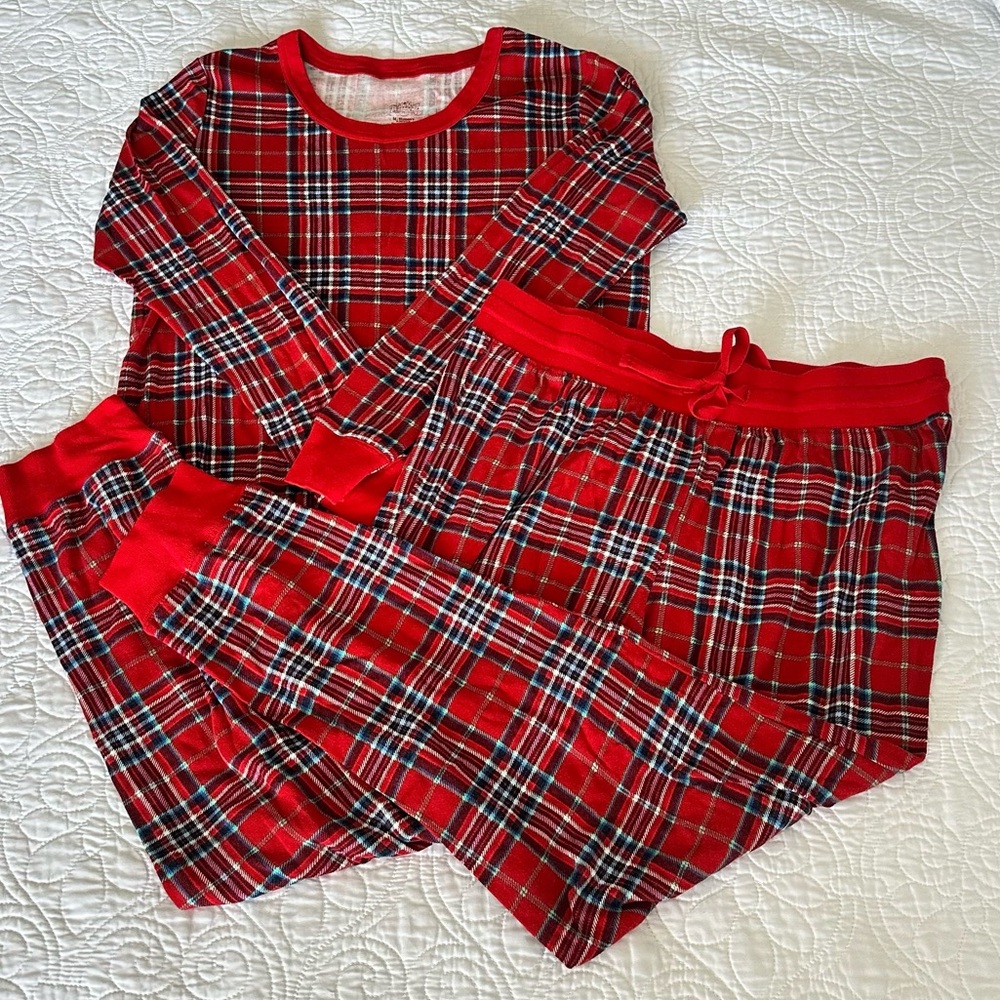Cozy Red Plaid Women’s Pajamas